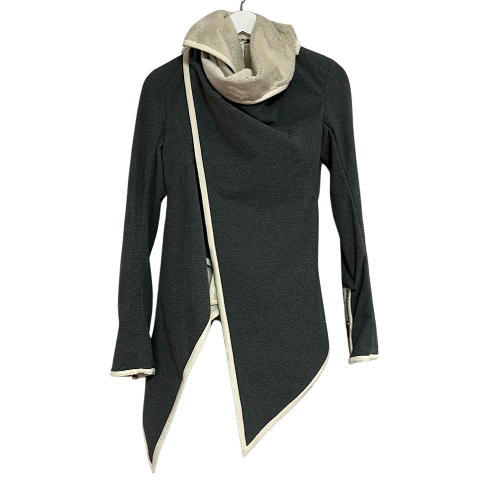Lululemon Wrap Jacket Size 6